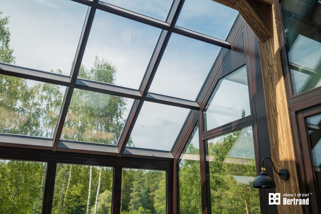 Bertrand Windows